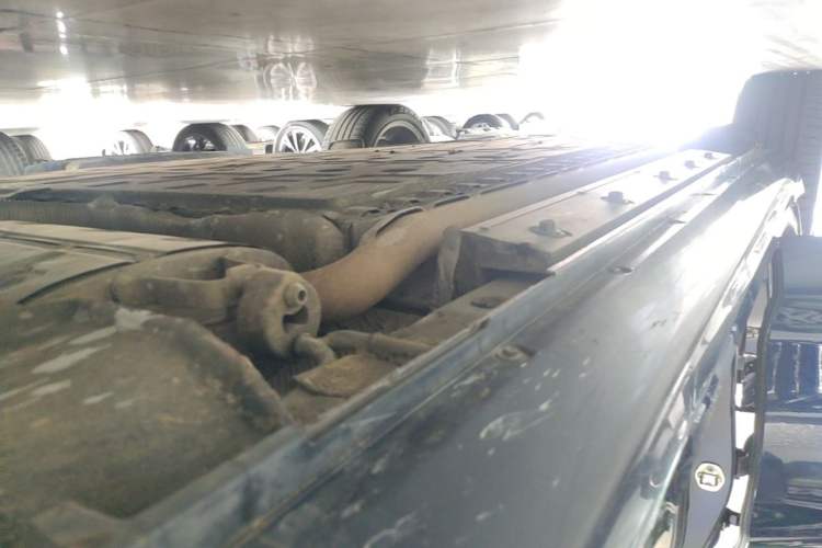 Used Hima AITO M5 2022 Extended-Range Four-Wheel Drive Flagship Edition Right Side Sill