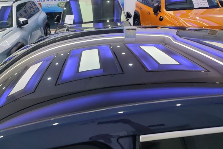Used Hima AITO M5 2022 Extended-Range Four-Wheel Drive Flagship Edition Roof