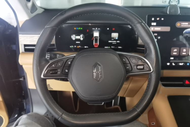 Used Hima AITO M5 2022 Extended-Range Four-Wheel Drive Ultimate Edition Steering Wheel