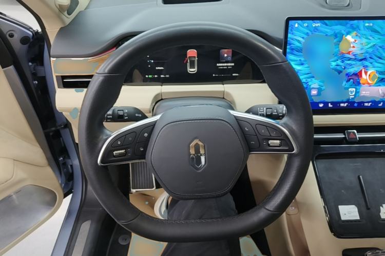 Used Hima AITO M5 2022 Pure Electric All-Wheel-Drive Performance Edition Steering Wheel