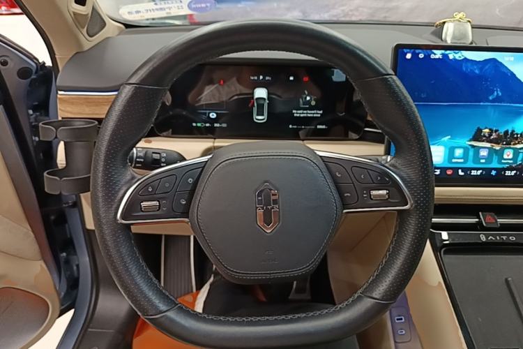 Used Hima AITO M5 2022 Pure Electric Rear-Drive Standard Edition Steering Wheel