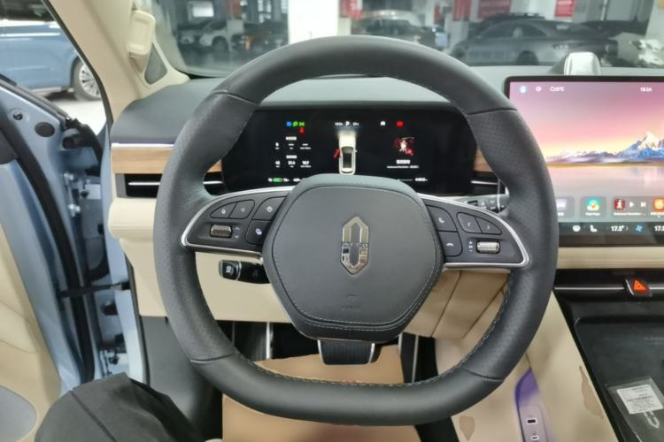 Used Hima AITO M5 2022 Pure Electric Rear-Drive Standard Edition Steering Wheel