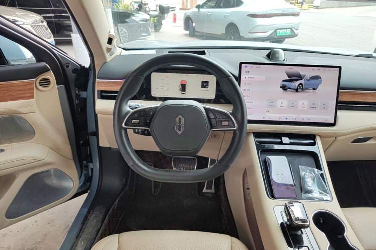 Used Hima AITO M5 2022 Pure Electric All-Wheel-Drive Performance Edition Steering Wheel