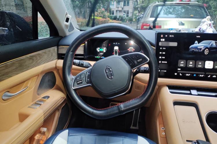 Used Hima AITO M5 2022 Range-Extended Rear-Drive Standard Version Steering Wheel
