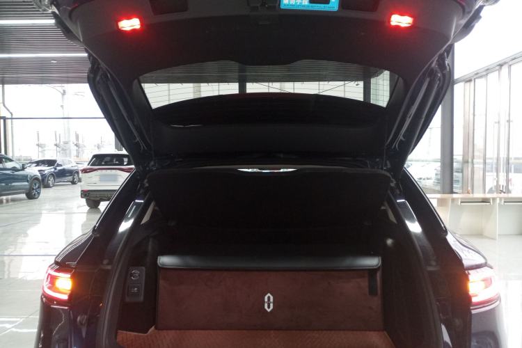 Used Hima AITO M5 2022 Extended-Range Four-Wheel Drive Flagship Edition Trunk