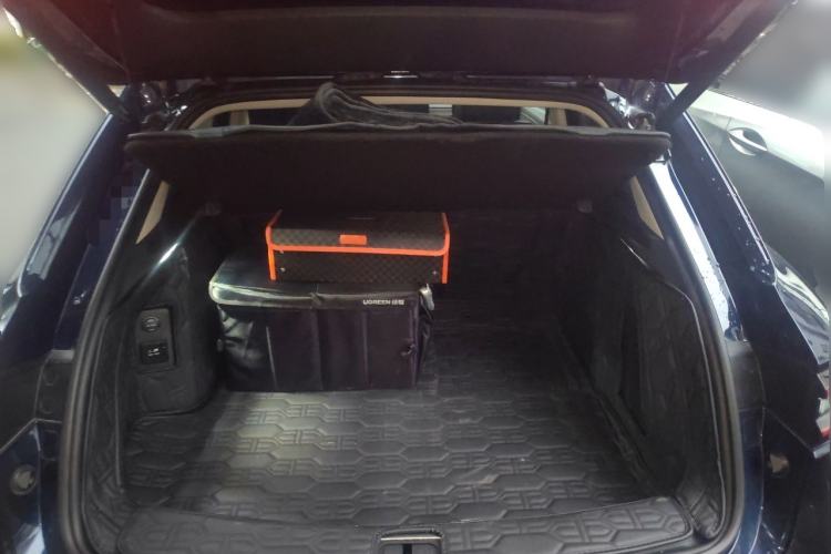 Used Hima AITO M5 2022 Extended-Range Four-Wheel Drive Performance Version Trunk