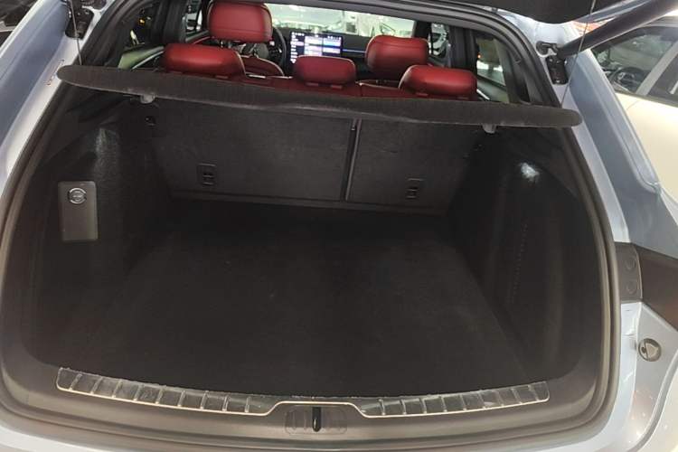 Used Hima AITO M5 2022 Pure Electric All-Wheel-Drive Performance Edition Trunk