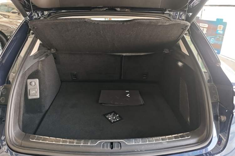 Used Hima AITO M5 2022 Extended-Range Four-Wheel Drive Performance Version Trunk