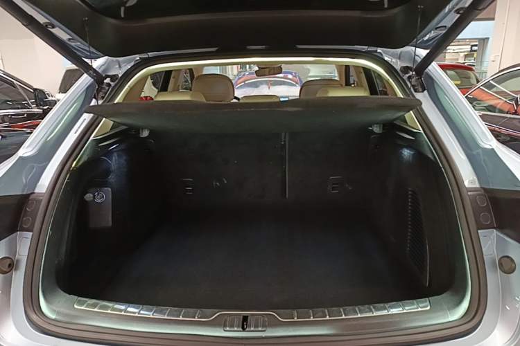 Used Hima AITO M5 2022 Pure Electric Rear-Drive Standard Edition Trunk
