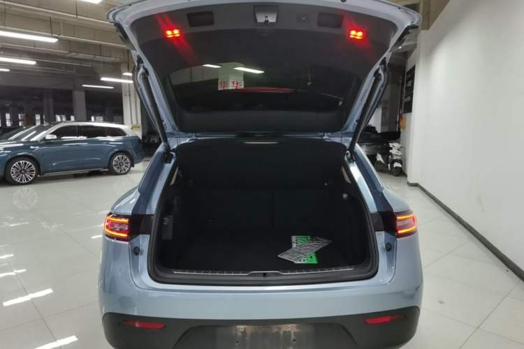 Used Hima AITO M5 2022 Pure Electric Rear-Drive Standard Edition Trunk