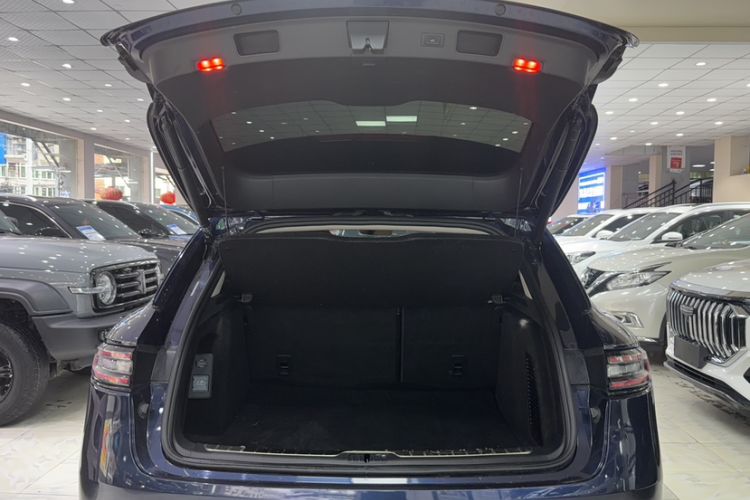 Used Hima AITO M5 2022 Extended-Range Four-Wheel Drive Flagship Edition Trunk