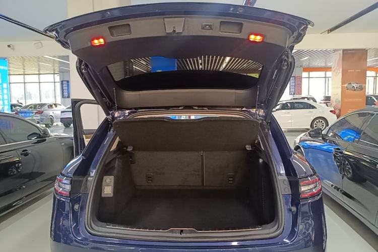 Used Hima AITO M5 2022 Range-Extended Rear-Drive Standard Version Trunk