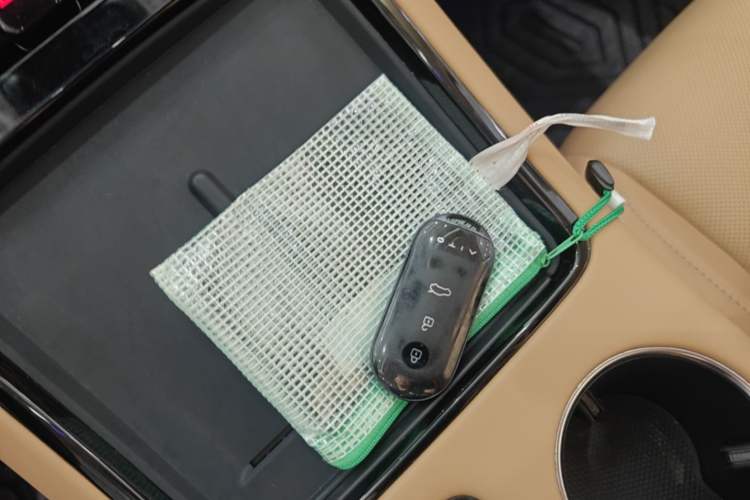 Used Hima AITO M5 2022 Pure Electric Rear-Drive Standard Edition Vehicle Key
