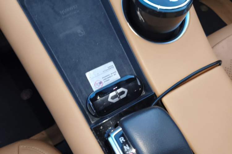 Used Hima AITO M5 2022 Extended-Range Four-Wheel Drive Ultimate Edition Vehicle Key