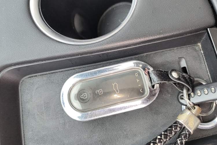 Used Hima AITO M5 2022 Extended-Range Four-Wheel Drive Performance Version Vehicle Key