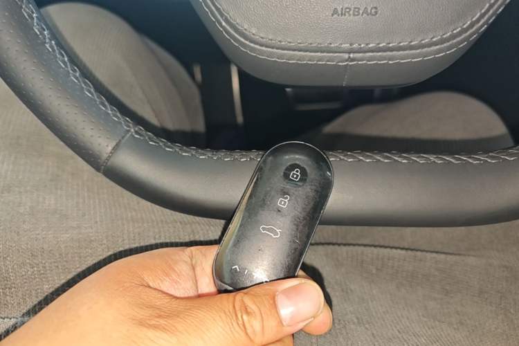 Used Hima AITO M5 2022 Range-Extended Rear-Drive Standard Version Vehicle Key