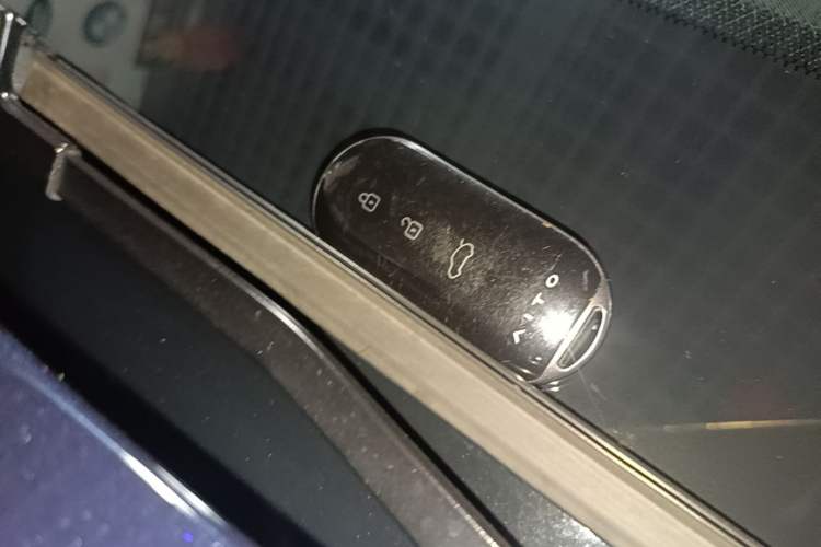 Used Hima AITO M5 2022 Extended-Range Four-Wheel Drive Flagship Edition Vehicle Key