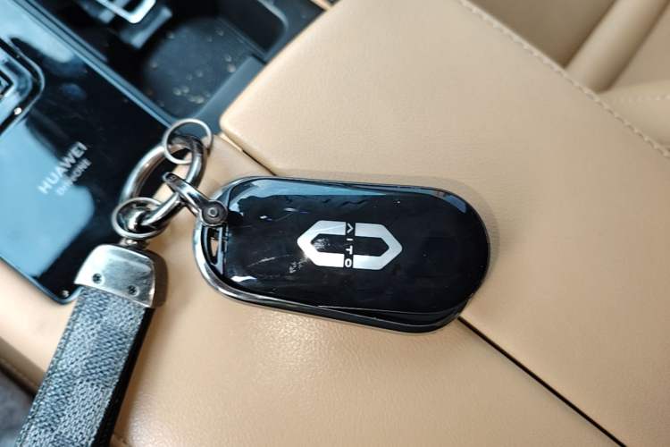 Used Hima AITO M5 2022 Extended-Range Four-Wheel Drive Flagship Edition Vehicle Key