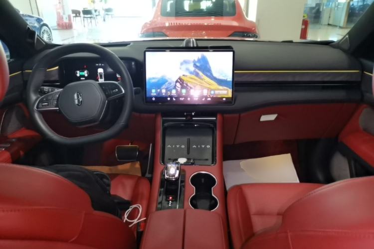 Used Hima AITO M5 2022 Pure Electric All-Wheel-Drive Performance Edition Center Console