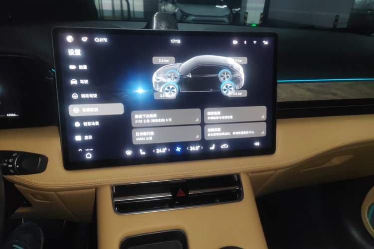 Used Hima AITO M5 2022 Pure Electric All-Wheel-Drive Performance Edition Audio And AC Panel