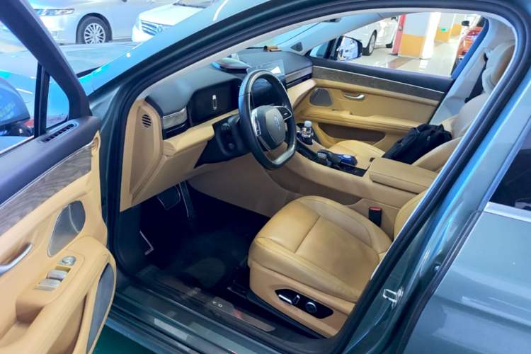 Used Hima AITO M5 2022 Extended-Range Four-Wheel Drive Ultimate Edition Driver Seat