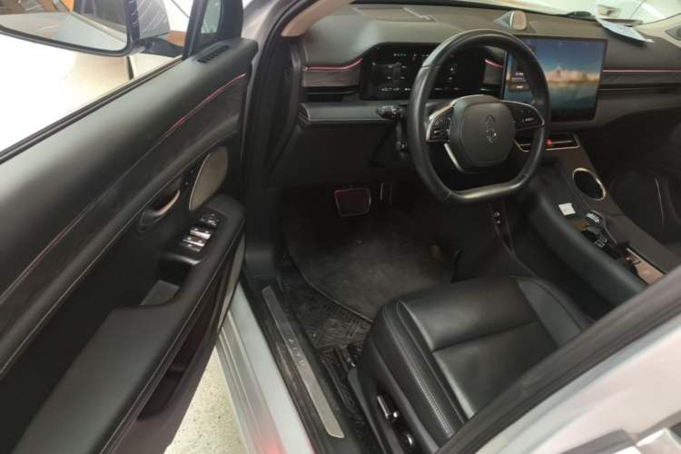 Used Hima AITO M5 2022 Extended-Range Four-Wheel Drive Performance Version Driver Seat