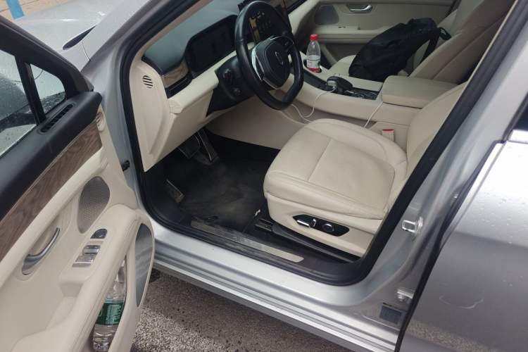 Used Hima AITO M5 2022 Extended-Range Four-Wheel Drive Performance Version Driver Seat