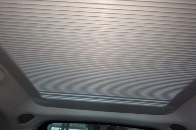 Used Hima AITO M5 2022 Range-Extended Rear-Drive Standard Version Headliner