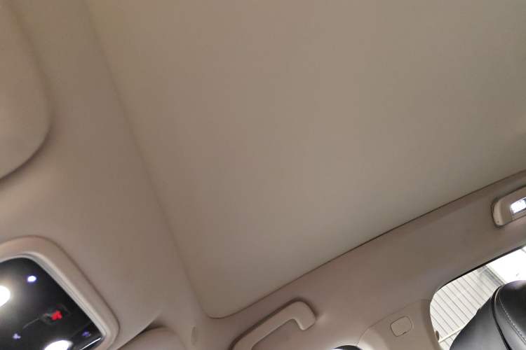 Used Hima AITO M5 2022 Range-Extended Rear-Drive Standard Version Headliner