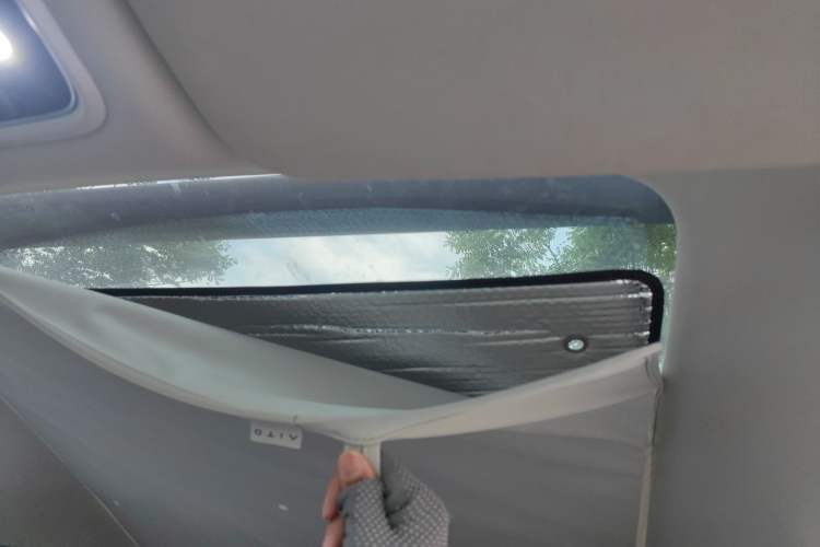 Used Hima AITO M5 2022 Range-Extended Rear-Drive Standard Version Headliner
