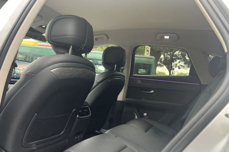 Used Hima AITO M5 2022 Range-Extended Rear-Drive Standard Version Interior 2
