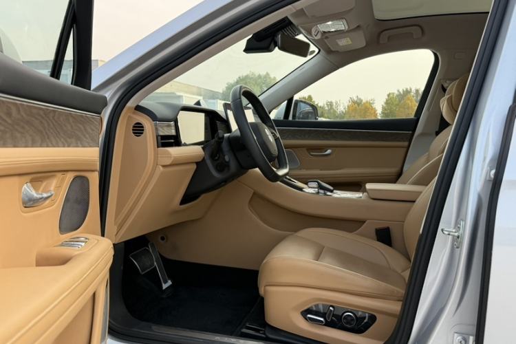 Used Hima AITO M5 2022 Extended-Range Four-Wheel Drive Ultimate Edition Interior 3