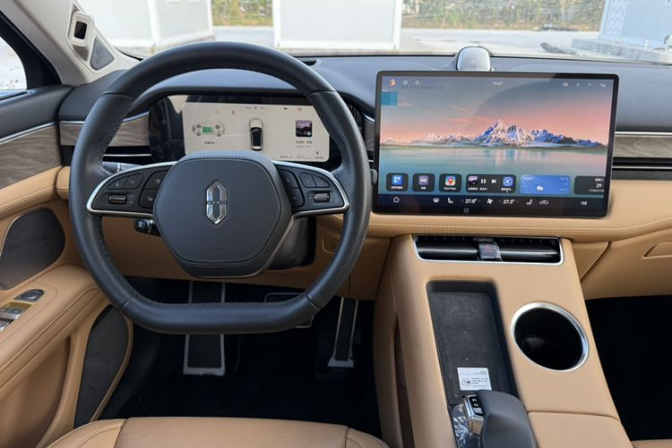 Used Hima AITO M5 2022 Extended-Range Four-Wheel Drive Ultimate Edition Interior 4