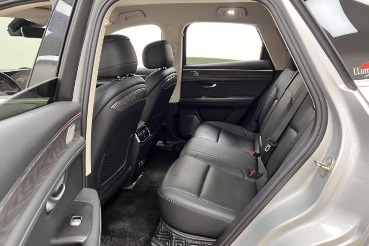 Used Hima AITO M5 2022 Extended-Range Four-Wheel Drive Performance Version Interior 4