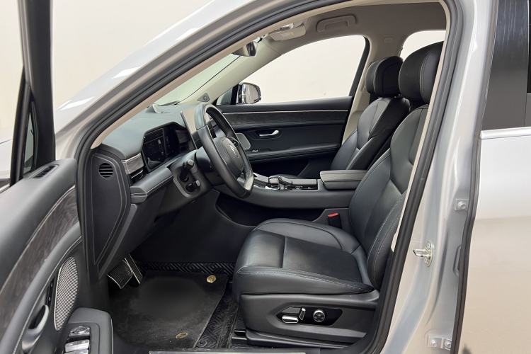 Used Hima AITO M5 2022 Extended-Range Four-Wheel Drive Performance Version Interior 5