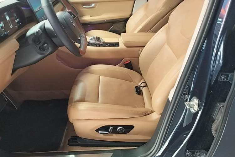 Used Hima AITO M5 2022 Extended-Range Four-Wheel Drive Flagship Edition Left Front Seat