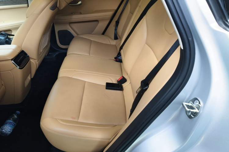 Used Hima AITO M5 2022 Range-Extended Rear-Drive Standard Version Left Rear Seat