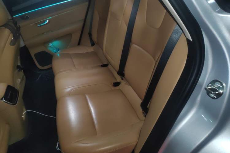 Used Hima AITO M5 2022 Pure Electric All-Wheel-Drive Performance Edition Left Rear Seat