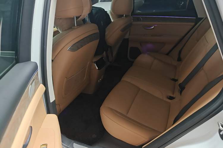 Used Hima AITO M5 2022 Range-Extended Rear-Drive Standard Version Left Rear Seat