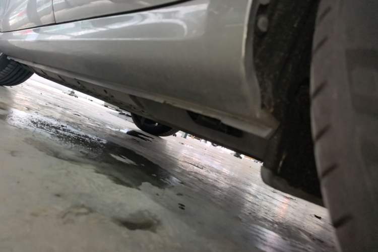 Used Hima AITO M5 2022 Range-Extended Rear-Drive Standard Version Left Side Sill