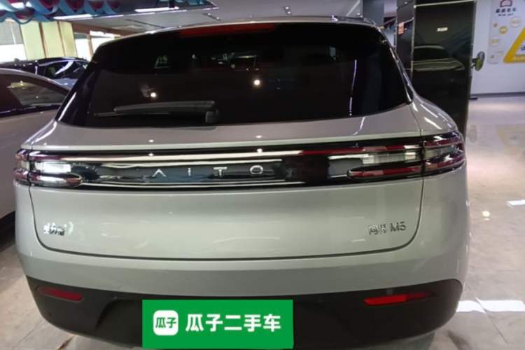 Used Hima AITO M5 2022 Extended-Range Four-Wheel Drive Performance Version Rear