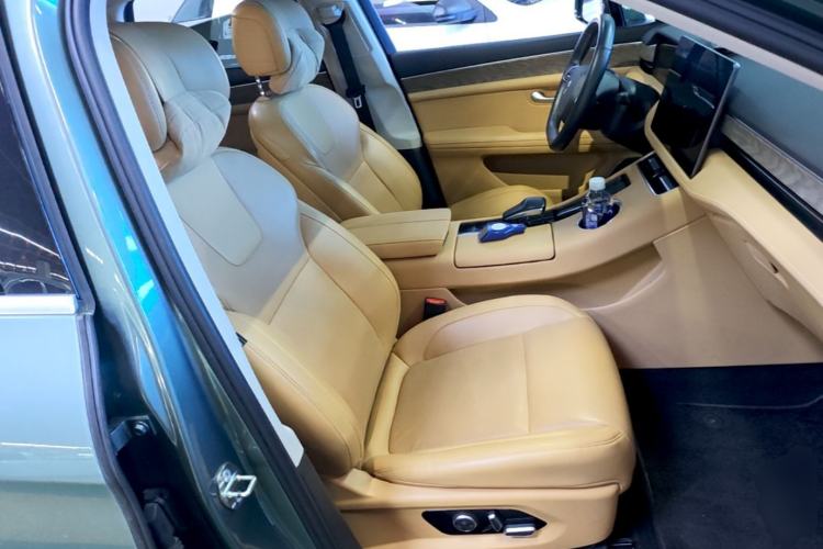 Used Hima AITO M5 2022 Extended-Range Four-Wheel Drive Ultimate Edition Right Front Seat