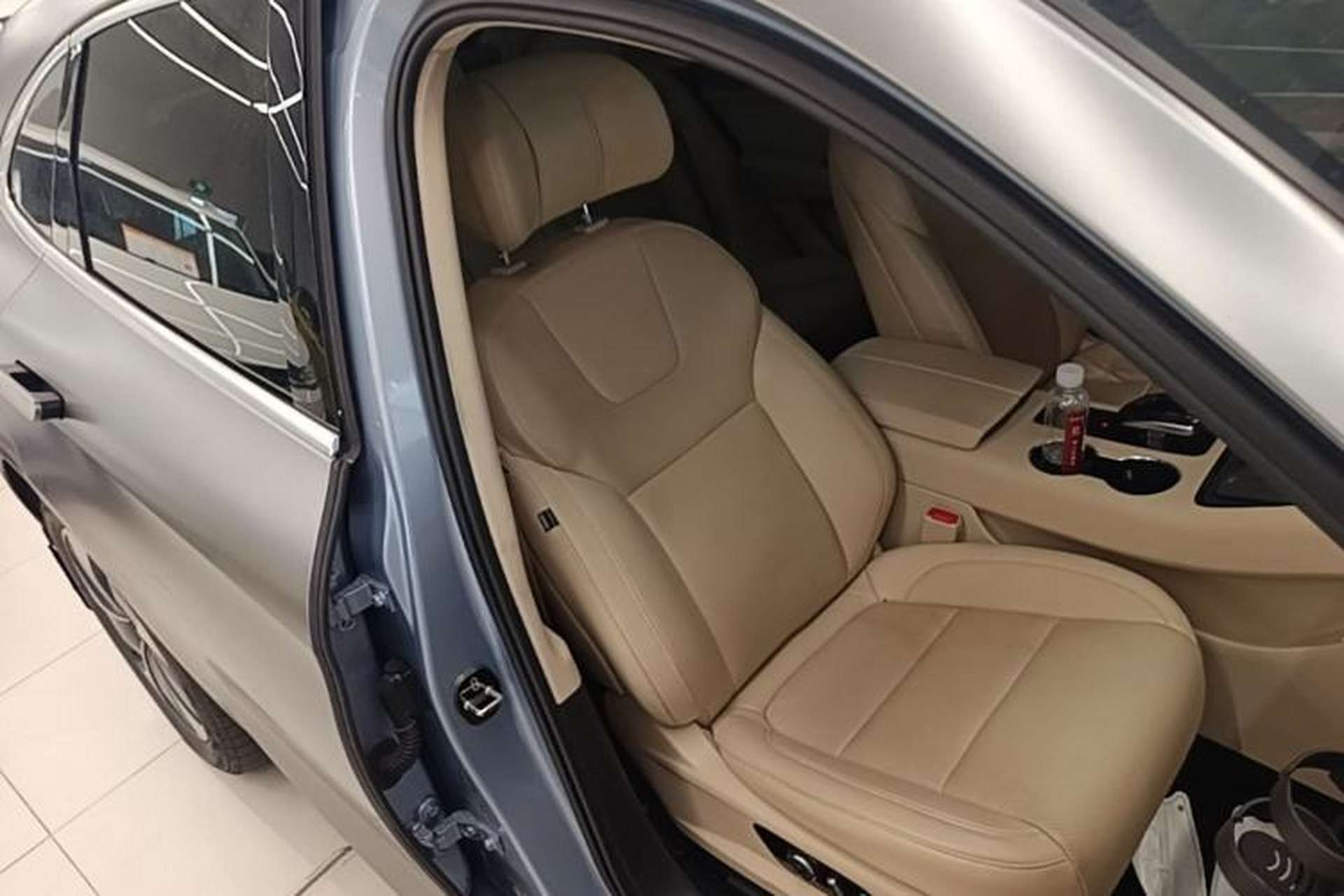 Used Hima AITO M5 2022 Pure Electric Rear-Drive Standard Edition Right Front Seat