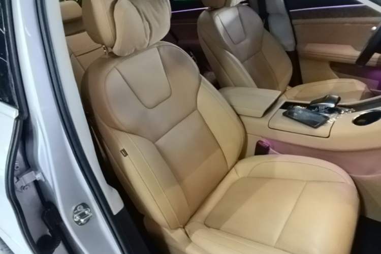Used Hima AITO M5 2022 Extended-Range Four-Wheel Drive Performance Version Right Front Seat