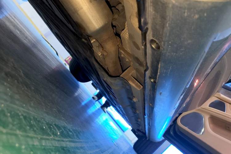 Used Hima AITO M5 2022 Extended-Range Four-Wheel Drive Ultimate Edition Right Side Sill