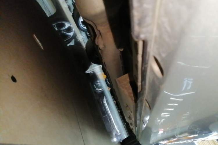 Used Hima AITO M5 2022 Range-Extended Rear-Drive Standard Version Right Side Sill