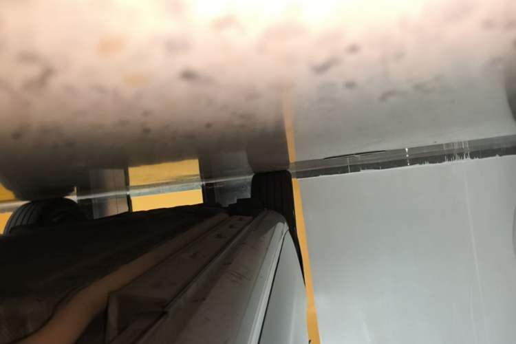 Used Hima AITO M5 2022 Extended-Range Four-Wheel Drive Performance Version Right Side Sill