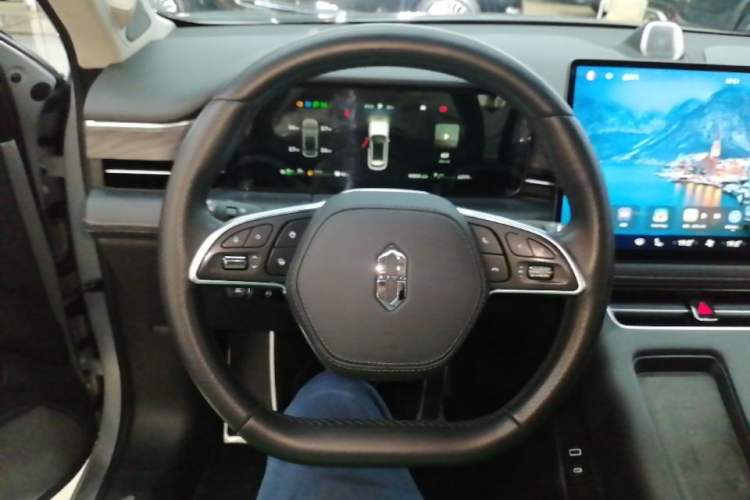 Used Hima AITO M5 2022 Range-Extended Rear-Drive Standard Version Steering Wheel