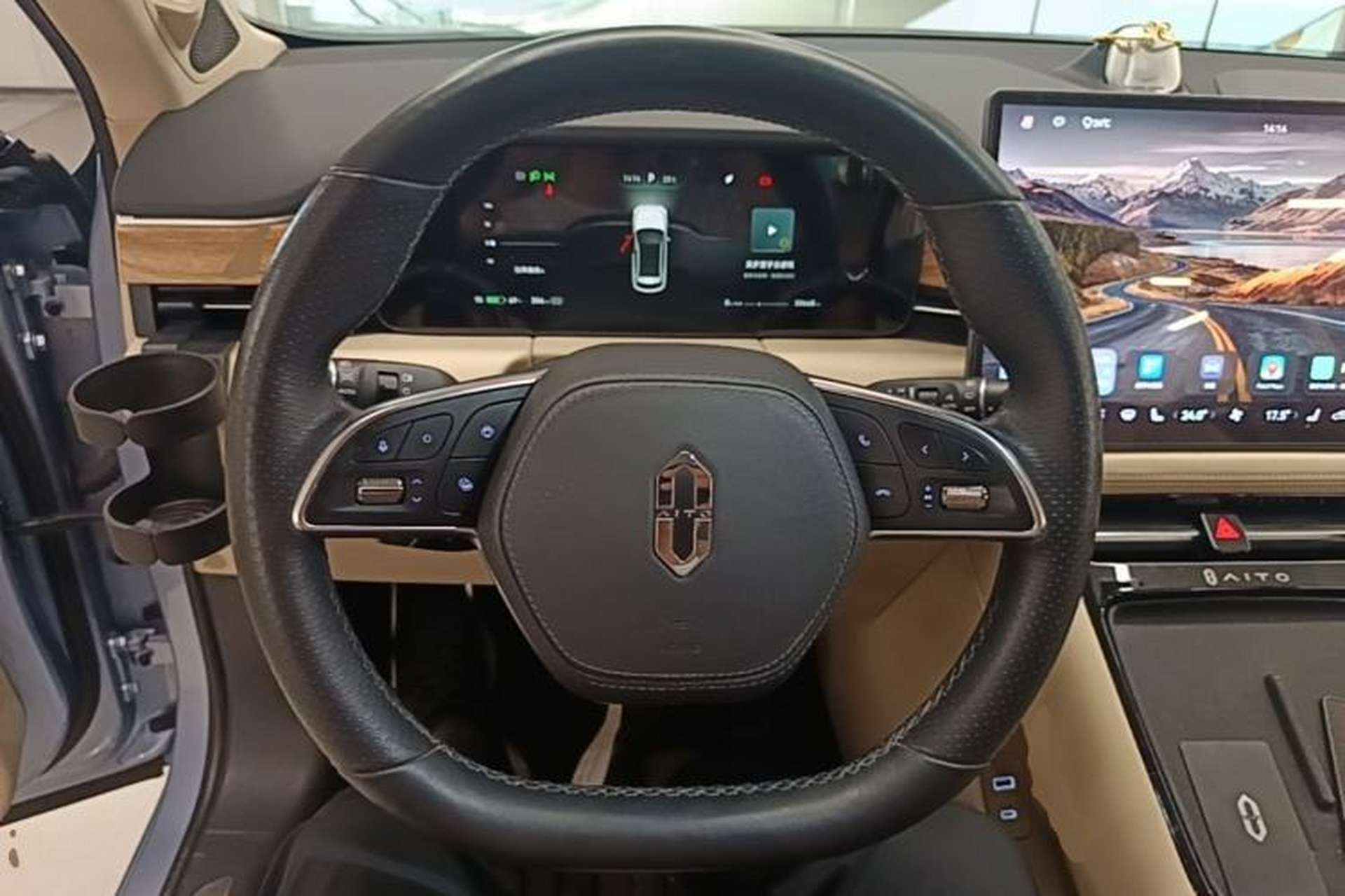 Used Hima AITO M5 2022 Pure Electric Rear-Drive Standard Edition Steering Wheel