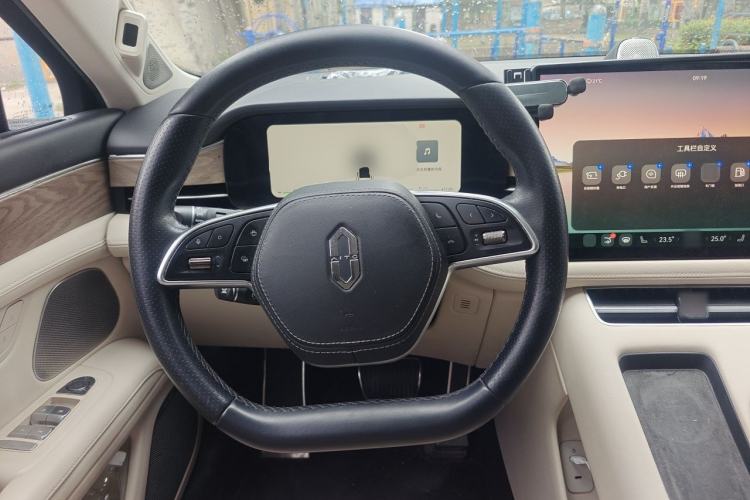 Used Hima AITO M5 2022 Extended-Range Four-Wheel Drive Performance Version Steering Wheel